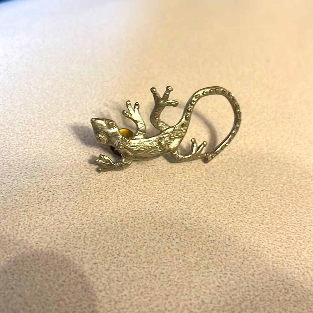 Silver lizard pin, vintage- signed